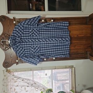 Wrangler pearl snap button up! Plus sz 2XT